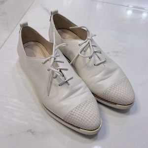 Cole Haan, Grand Ambition LaceUp shoes; Ivory Python PT LR; Size 7.5B